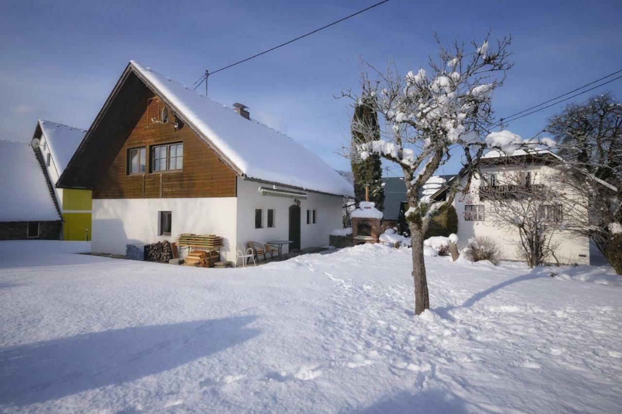 Haus Hubertus Apartment Radnig Exterior photo